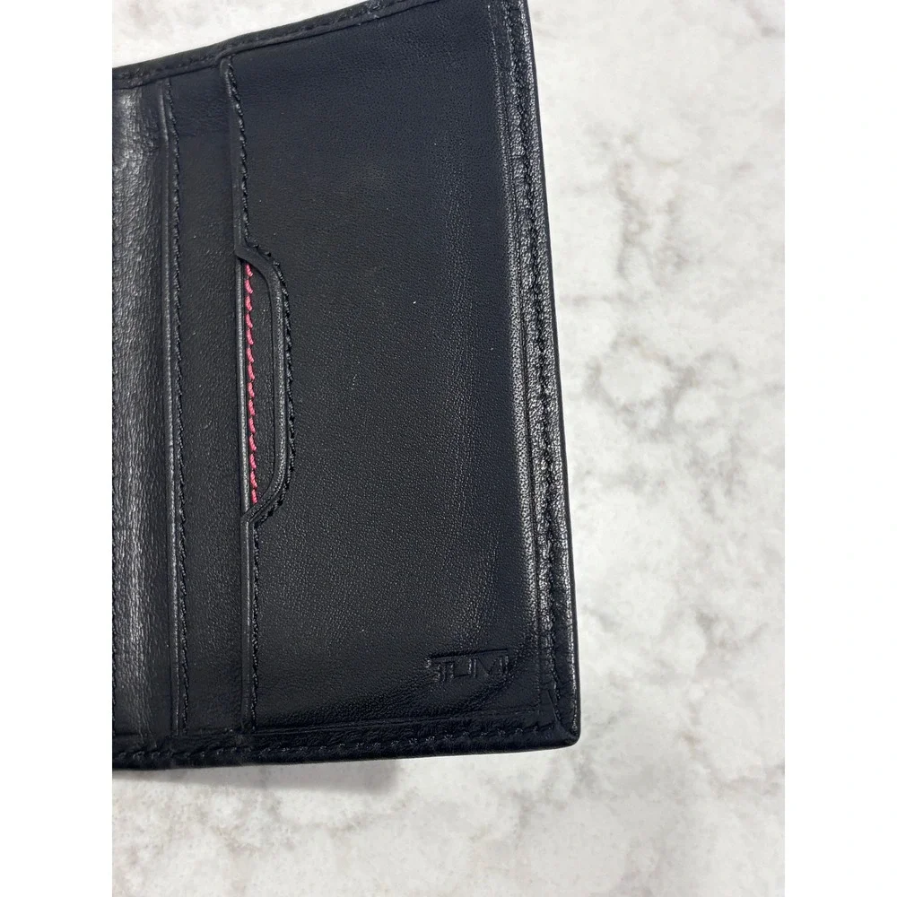 Tumi Mens Black Leather Bifold Wallet ID Window Card Case Minimalist Carry